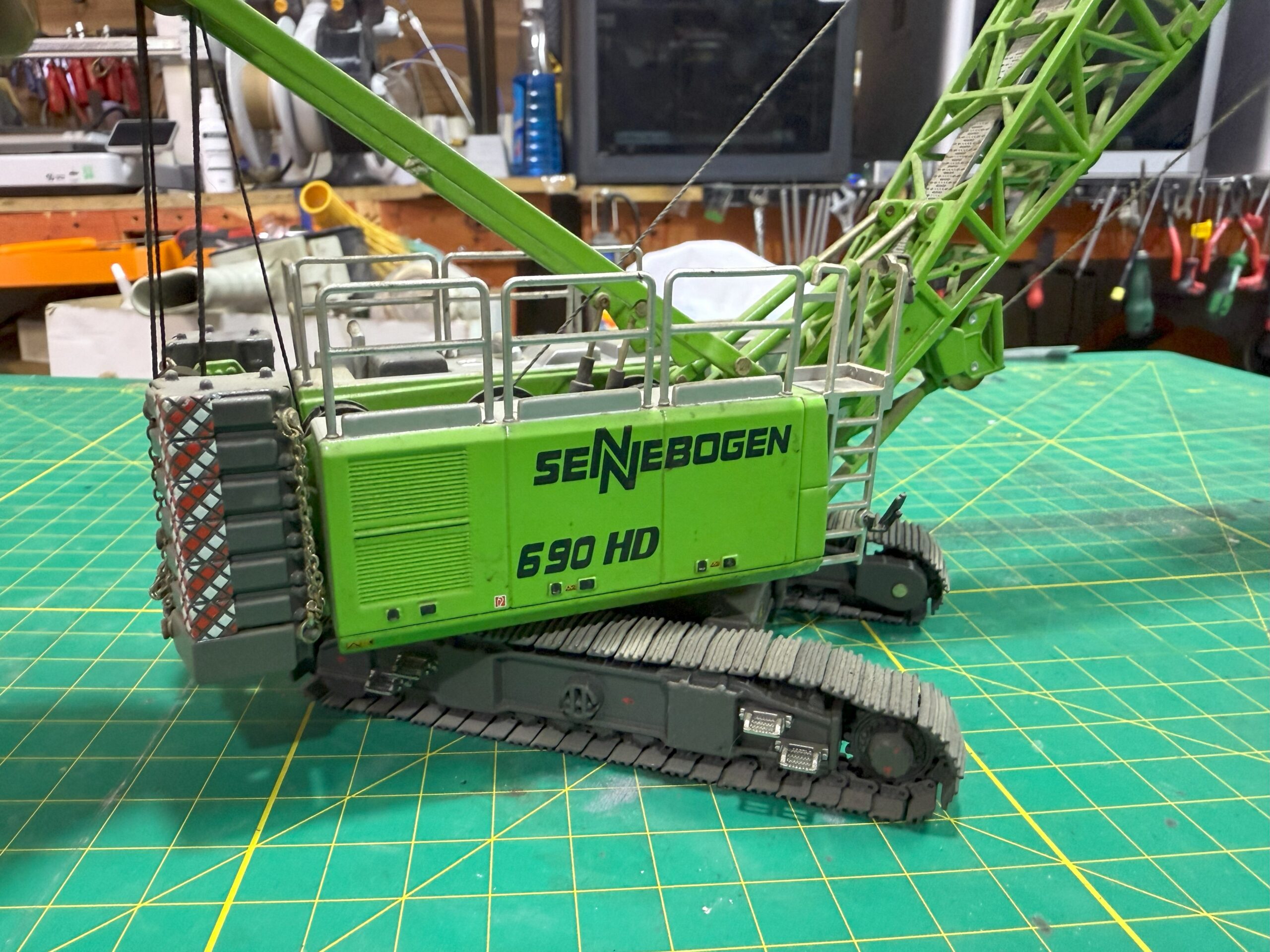 SENNEBOGEN 690 HD - الصورة 7