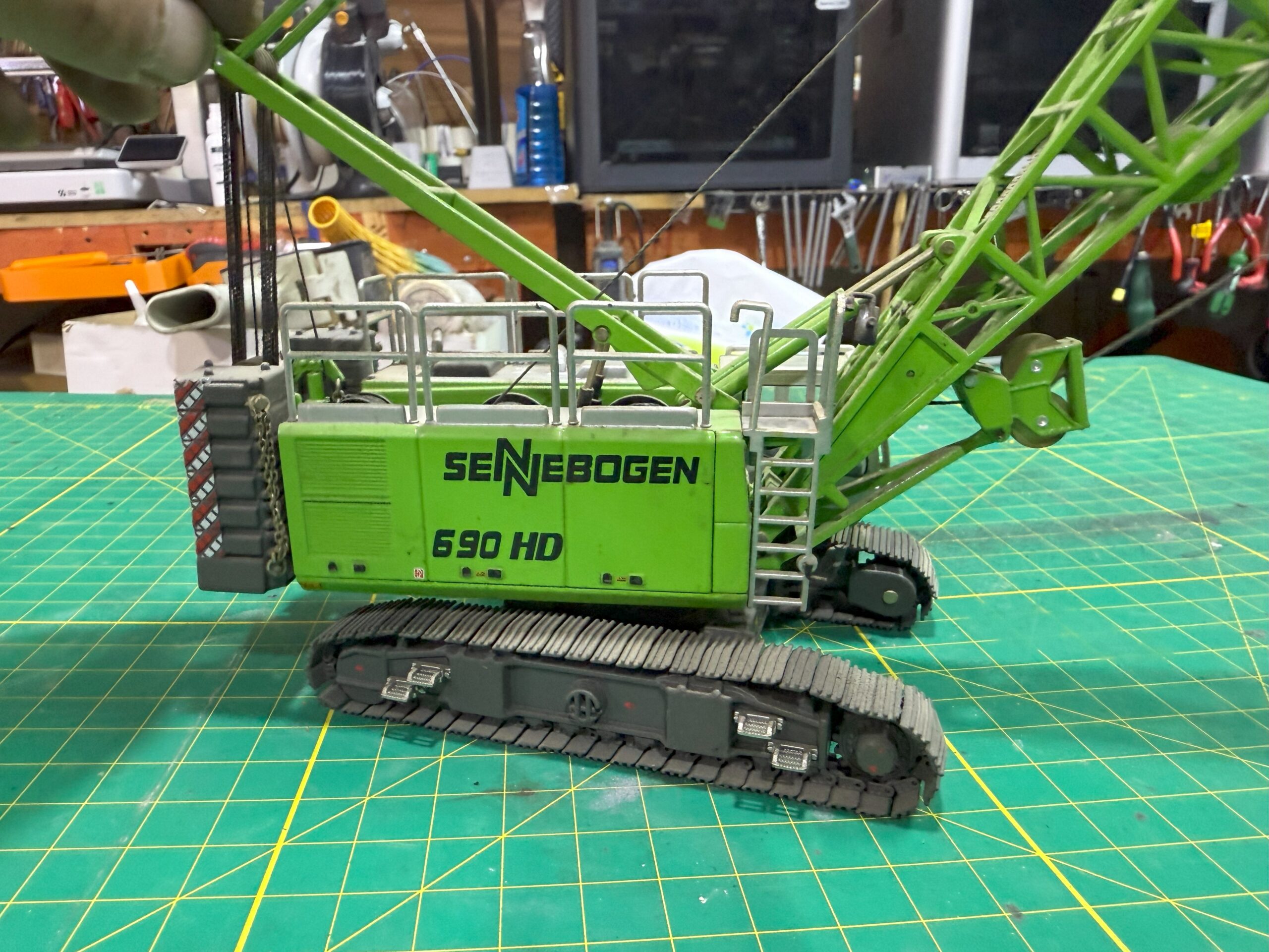 SENNEBOGEN 690 HD - الصورة 8